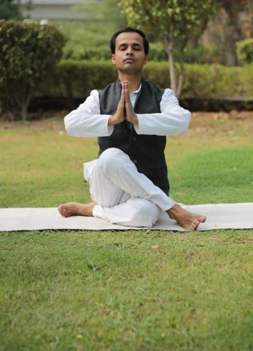 Private one-on-one yoga practice in a quiet outdoor space